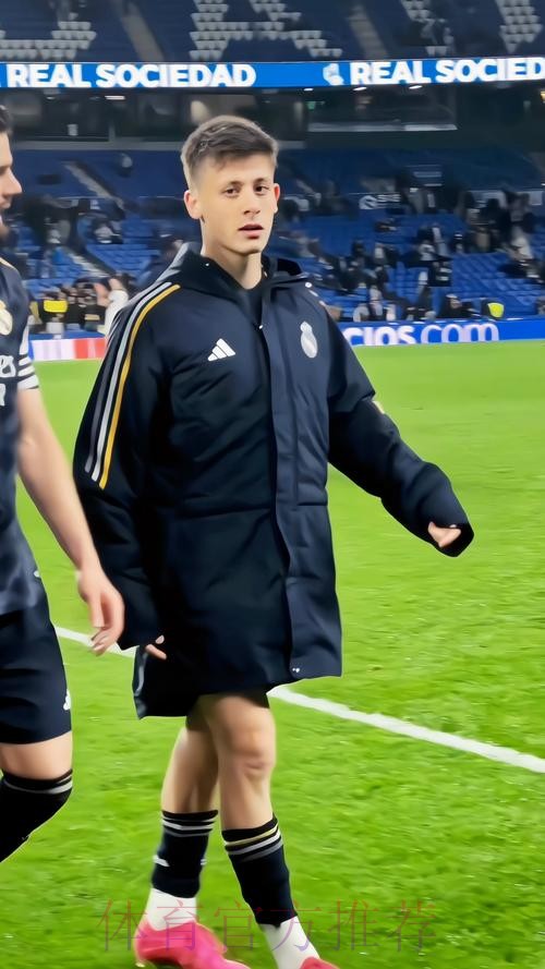 居勒尔祖父:皇马不会放居勒尔离队 留队至少6年 居勒尔祖父:皇马不会放居勒尔离队 留队至少6年